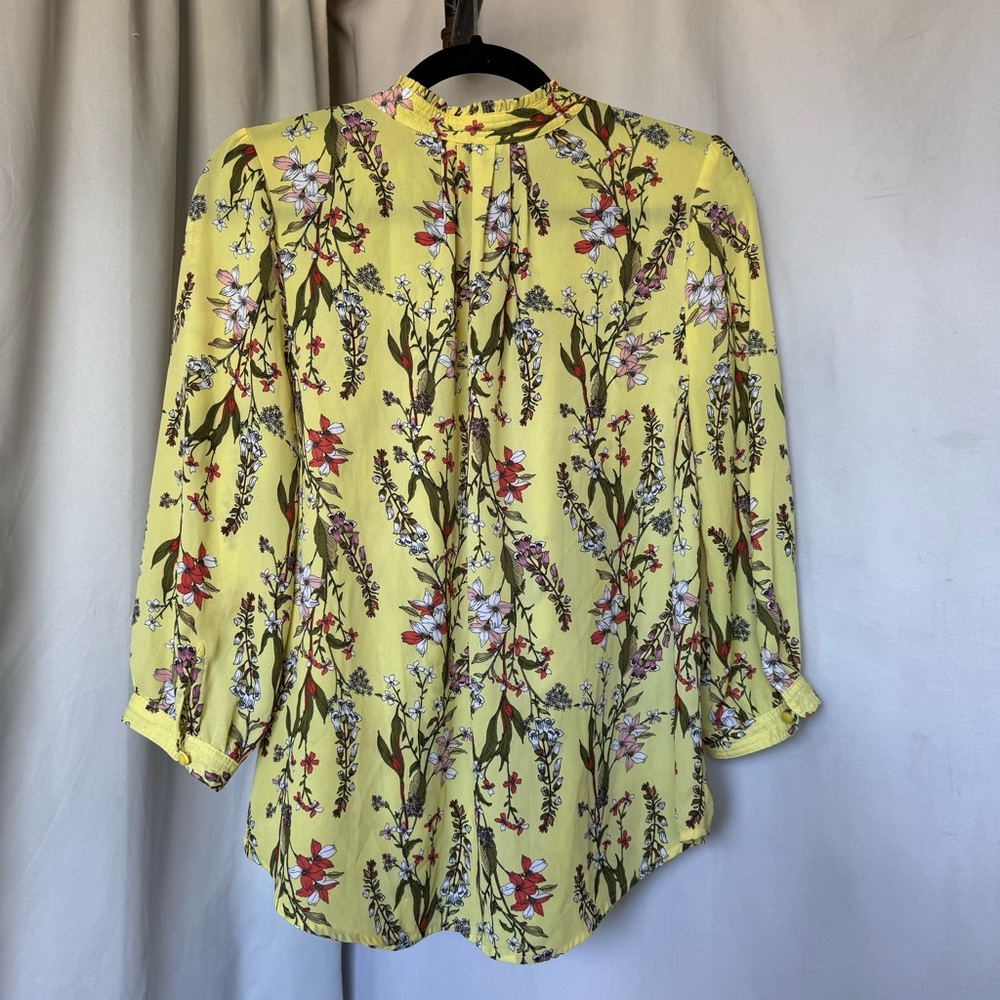 Worthington Petite Womems Size PL Yellow Floral Print 3/4 Sleeve V Neck Blouse